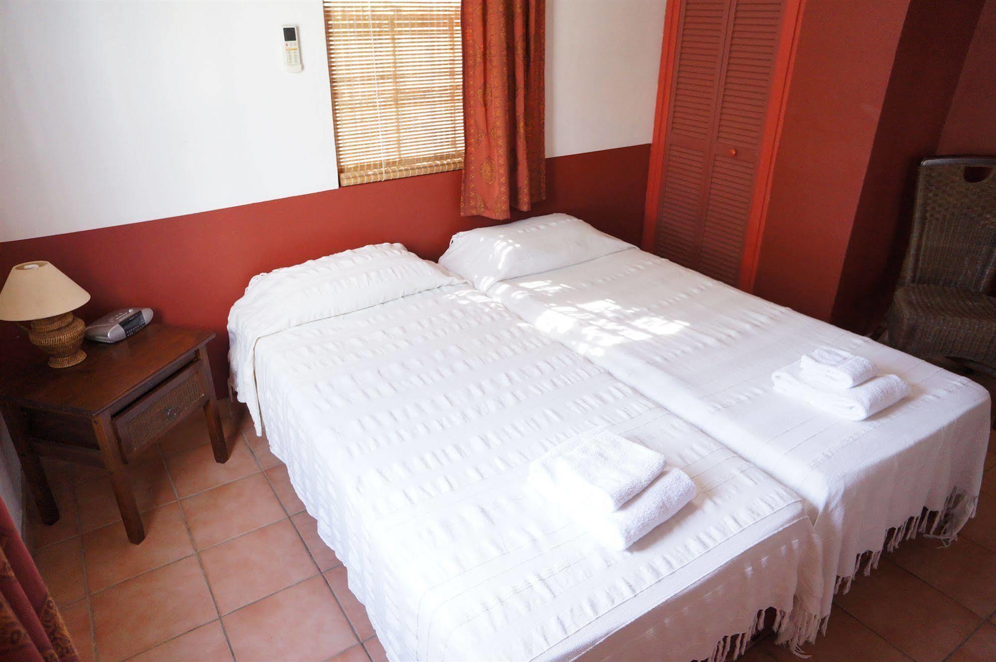 Caribbean Chillout Apartments Playa Extérieur photo