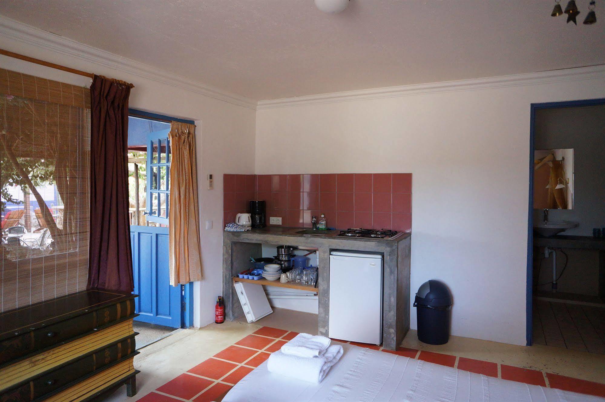 Caribbean Chillout Apartments Playa Extérieur photo